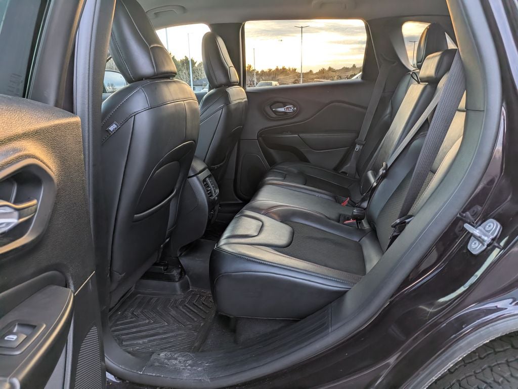 2021 Jeep Cherokee Trailhawk 27E Package W/Trailer Tow Group