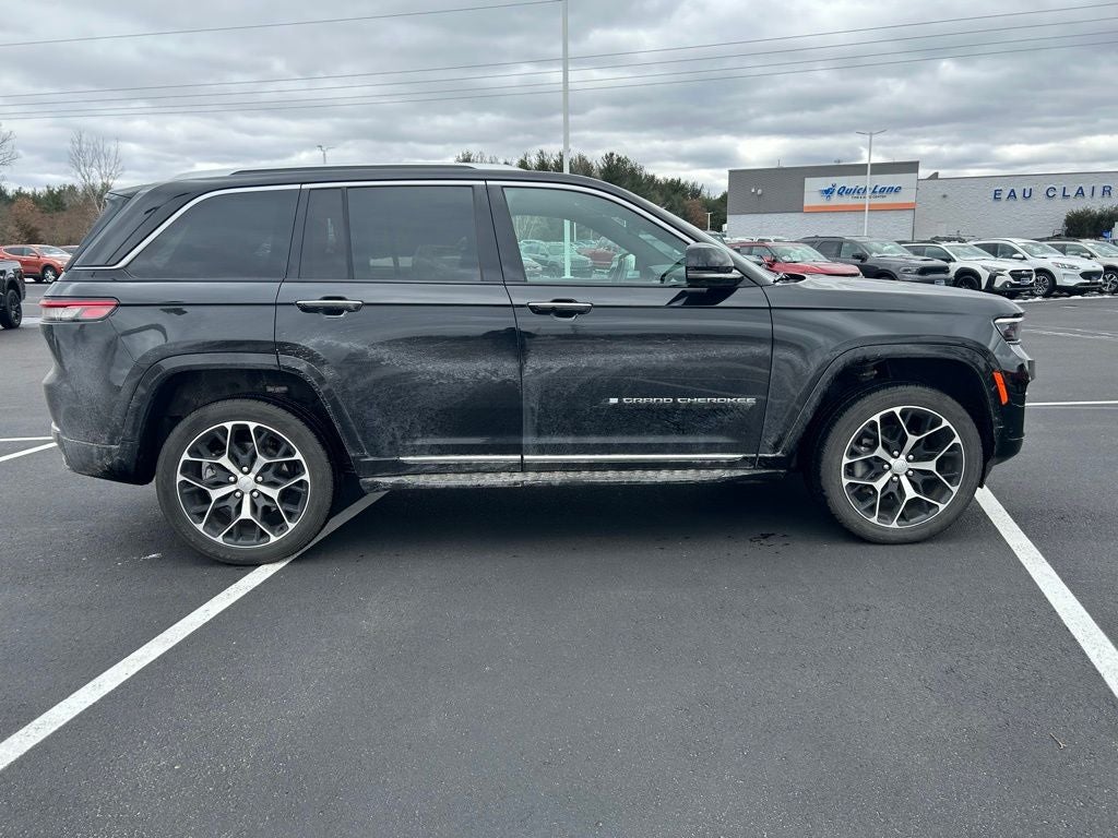 2022 Jeep Grand Cherokee Summit Reserve W/Advanced ProTech and Luxury Tech Group