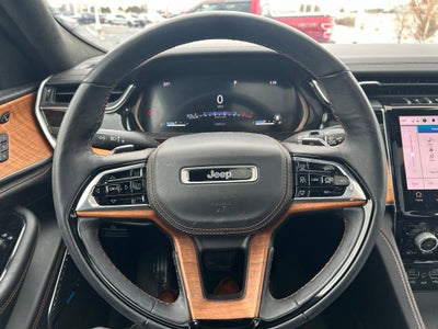 2022 Jeep Grand Cherokee Summit Reserve W/Advanced ProTech and Luxury Tech Group