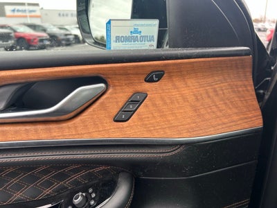 2022 Jeep Grand Cherokee Summit Reserve W/Advanced ProTech and Luxury Tech Group