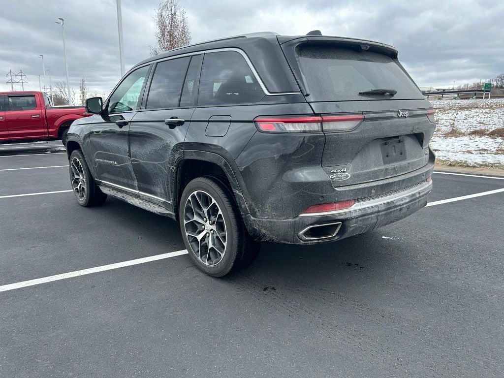 2022 Jeep Grand Cherokee Summit Reserve W/Advanced ProTech and Luxury Tech Group