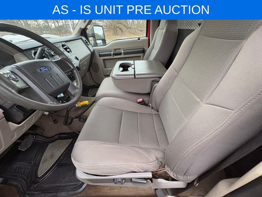 2009 Ford F-350SD XLT DRW W/Dump Box and Plow