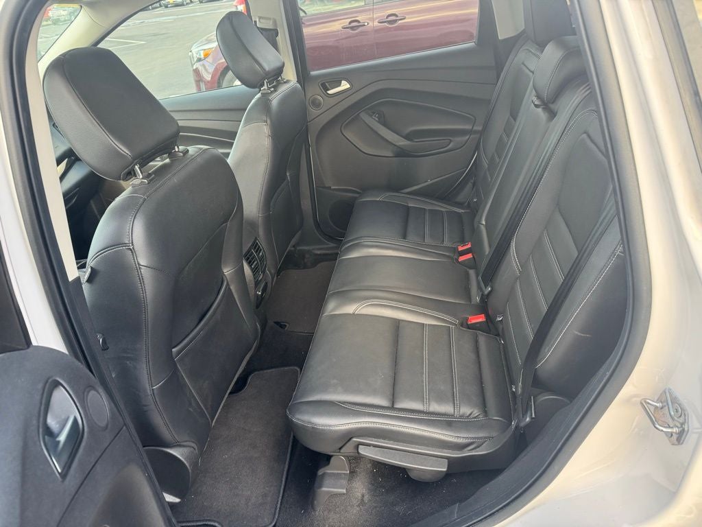 2019 Ford Escape Titanium Safe and Smart Plus Package with Class II Tow Pack
