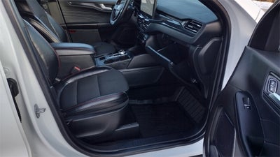 2023 Ford Escape ST-Line W/Cold Weather Package