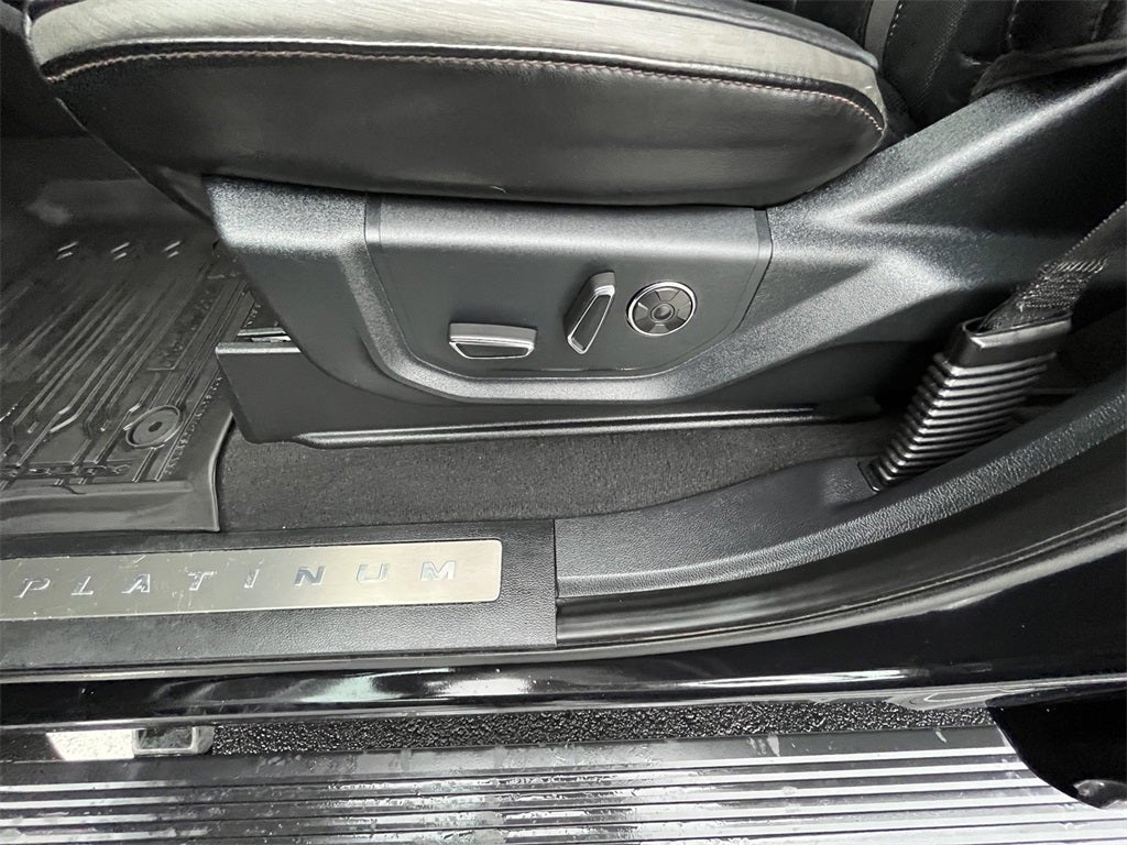 2021 Ford F-350SD Platinum W/FX4 Package