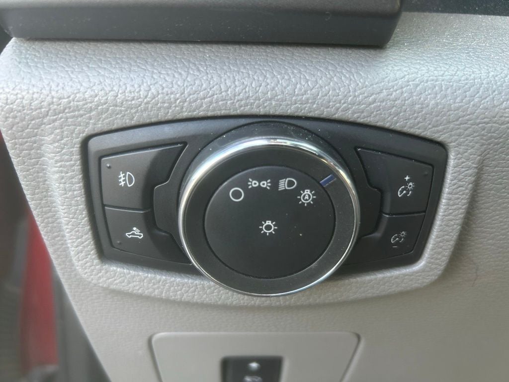 2015 Ford F-150 XLT 301A W/Trailer Tow Package