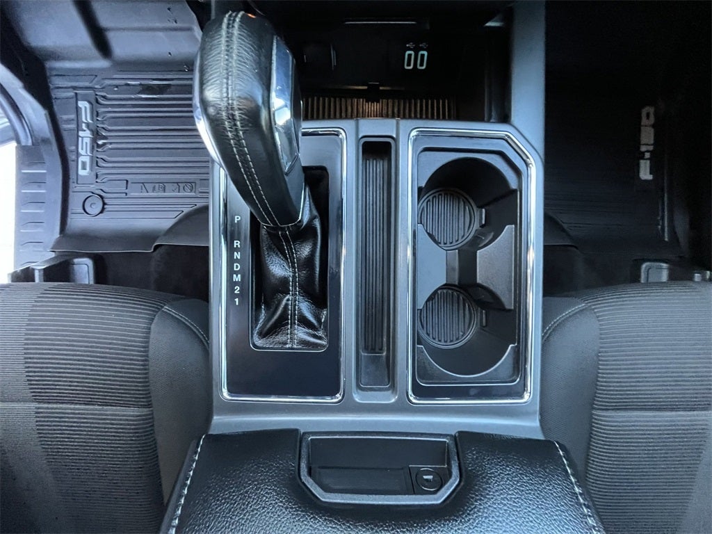 2016 Ford F-150 XLT 302A W/TOW PACKAGE