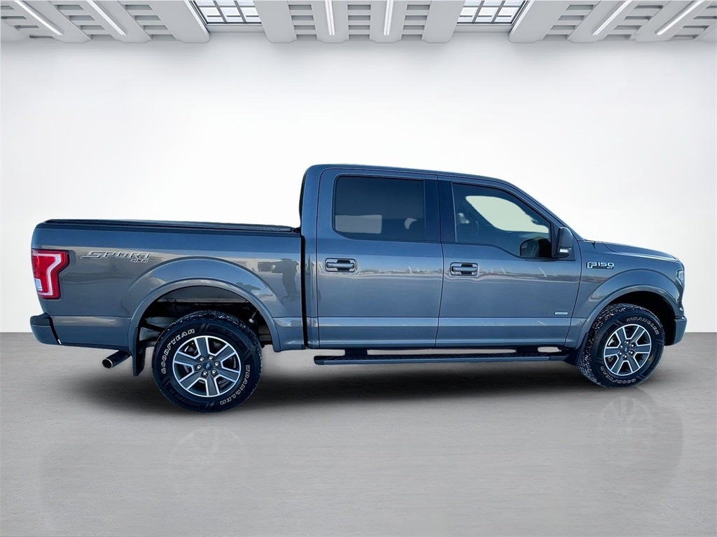 2016 Ford F-150 XLT 302A W/TOW PACKAGE