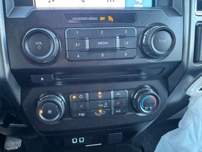 2018 Ford F-150 XLT 302A W/Chrome Package and Trailer Tow Package