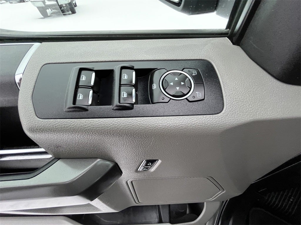 2015 Ford F-150 XLT 300A Base