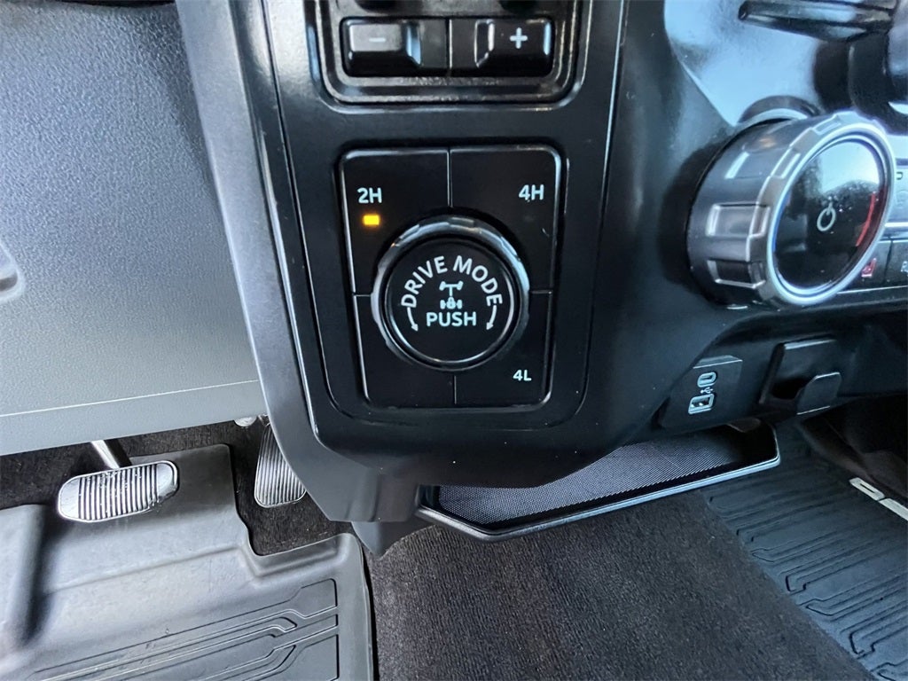 2022 Ford F-150 XLT 302A W/TRAILER TOW PACKAGE