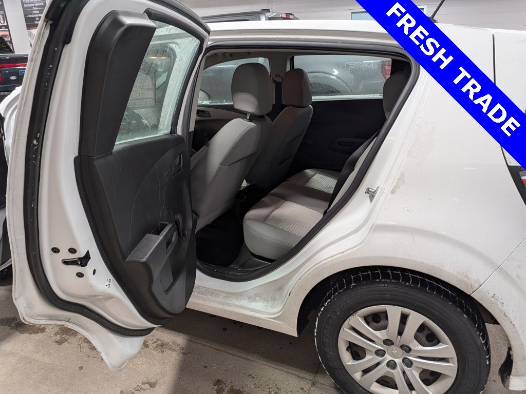 2019 Chevrolet Sonic LT Preferred Equipment Group 1FL