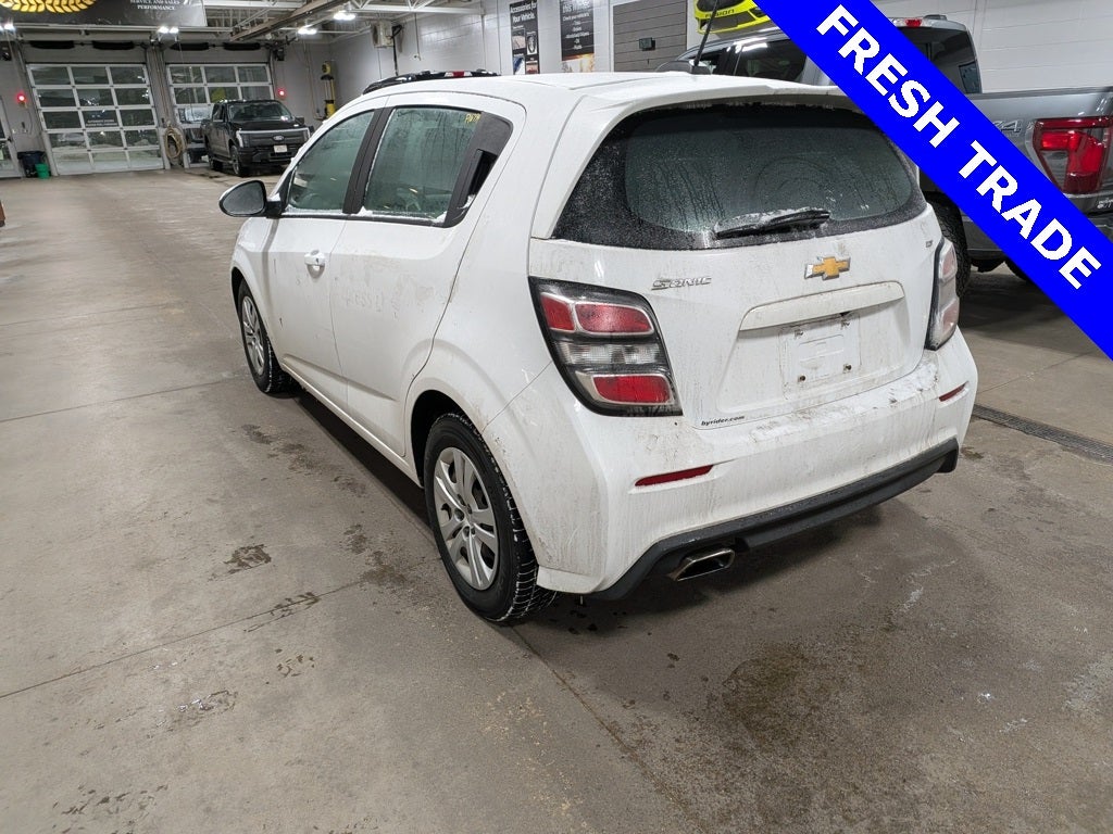2019 Chevrolet Sonic LT Preferred Equipment Group 1FL