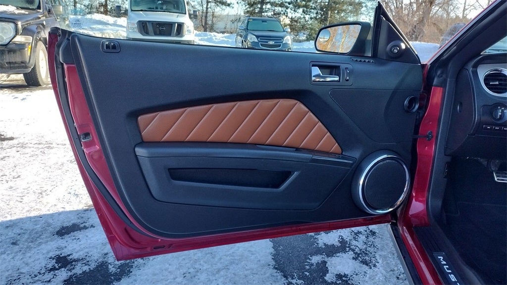 2010 Ford Mustang V6 Premium