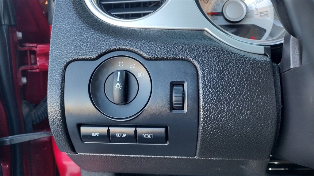 2010 Ford Mustang V6 Premium