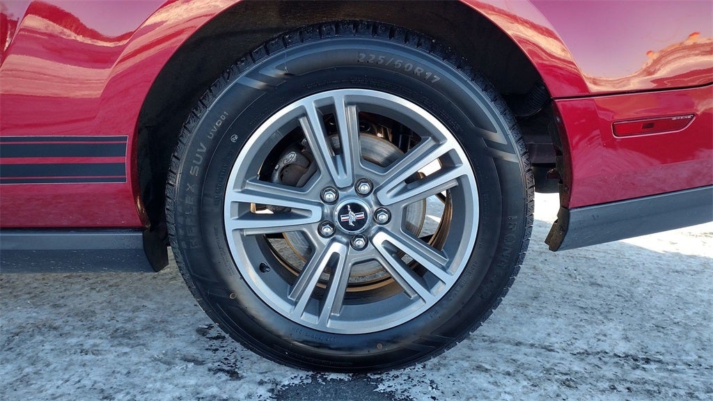 2010 Ford Mustang V6 Premium