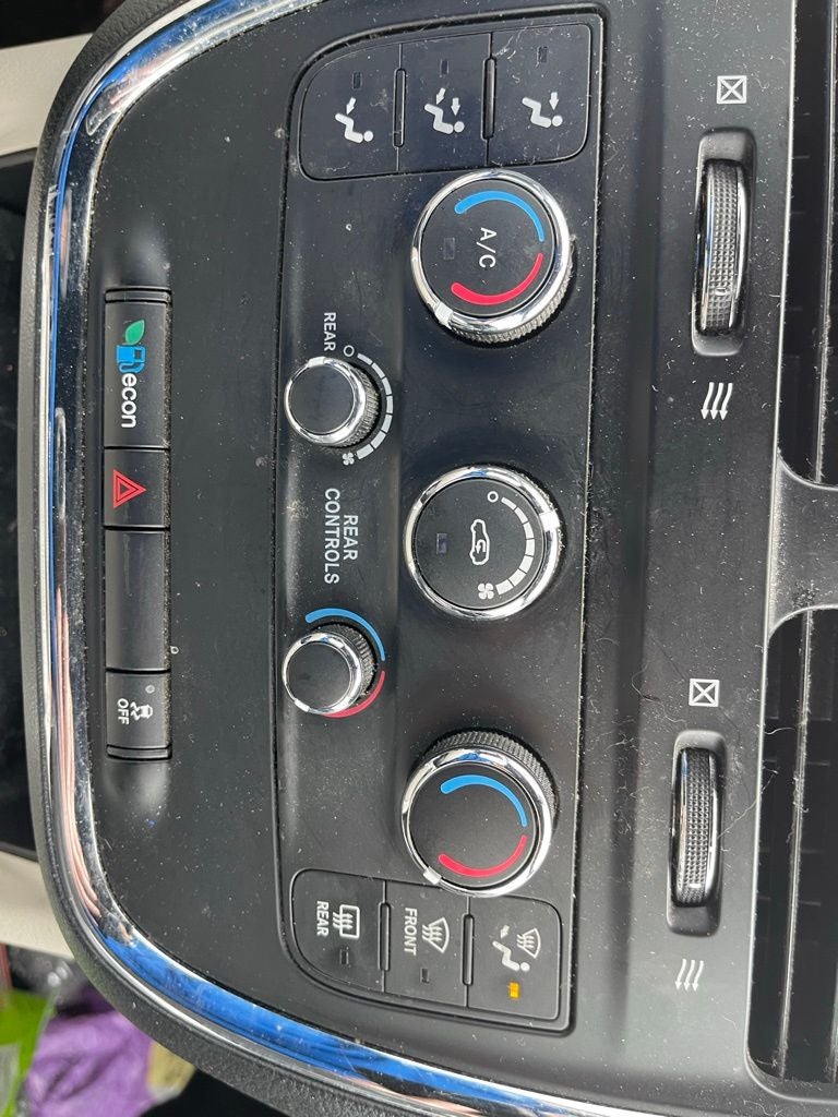 2020 Dodge Grand Caravan SXT W/2nd and 3rd Row Tow N Go