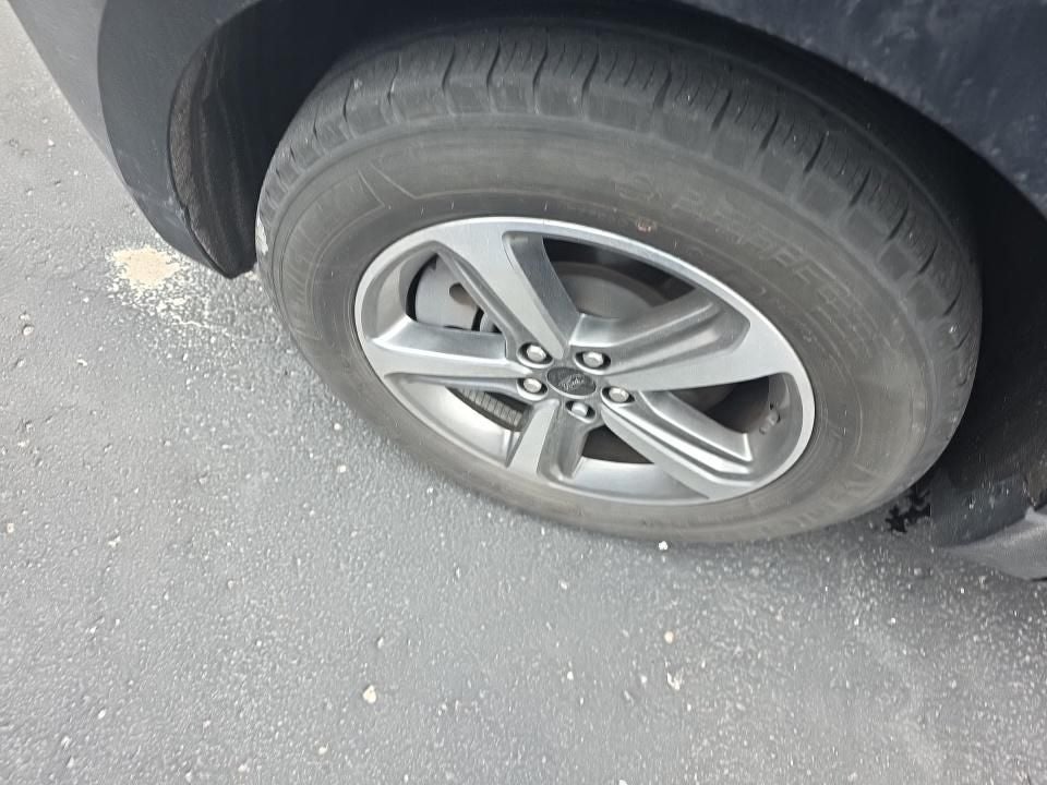 2023 Ford Edge SEL 201A Convenience Package with Heated Steering Whee