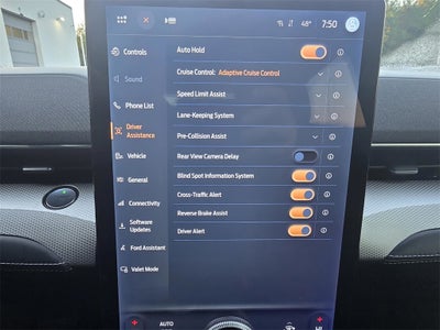 2023 Ford Mustang Mach-E Select W/Comfort Package Lite