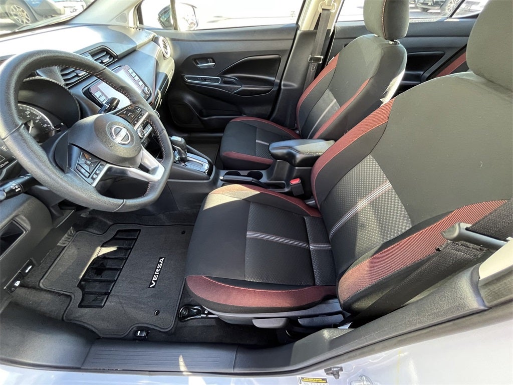 2024 Nissan Versa 1.6 SR