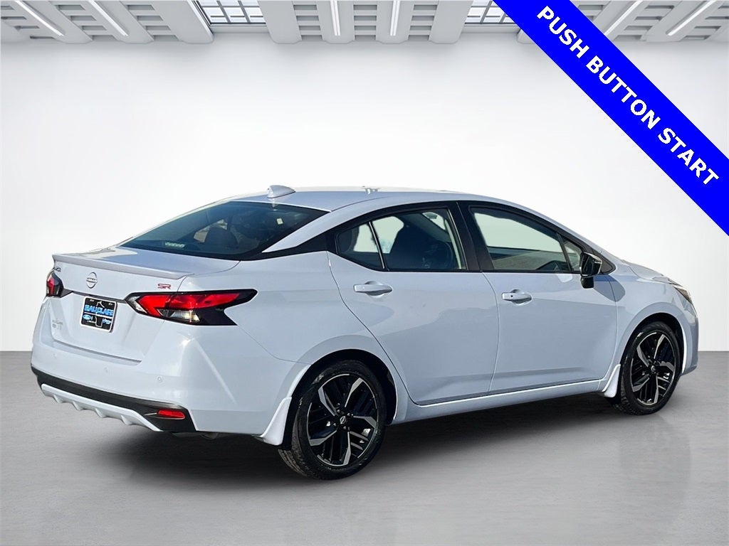 2024 Nissan Versa 1.6 SR