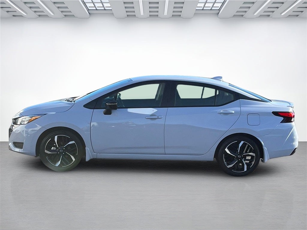 2024 Nissan Versa 1.6 SR