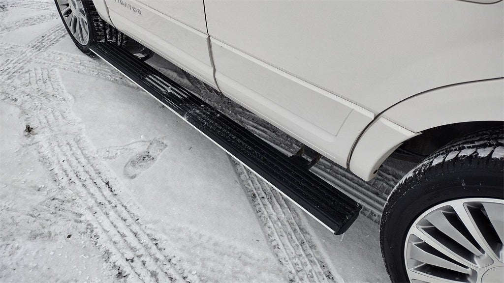 2017 Lincoln Navigator Select 200A