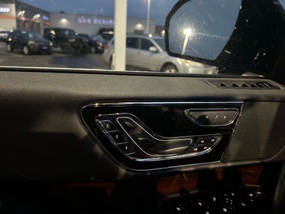 2023 Lincoln Navigator L L Reserve W/Heavy Duty Trailer Tow Package