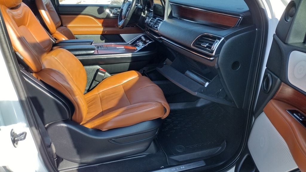 2020 Lincoln Navigator L L Reserve 208A W/Monochromatic Package