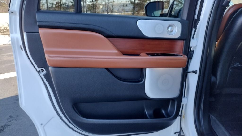 2020 Lincoln Navigator L L Reserve 208A W/Monochromatic Package