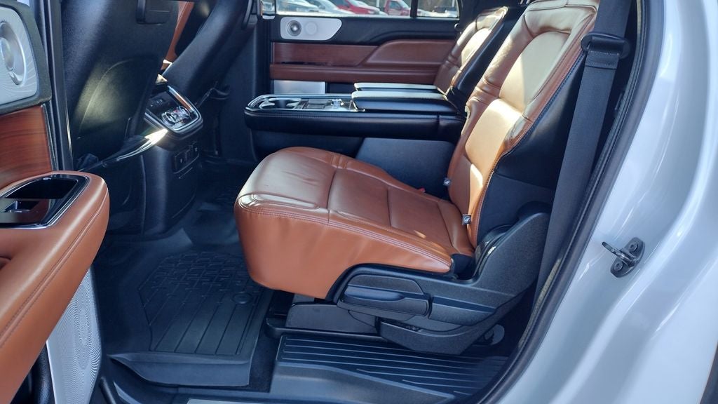 2020 Lincoln Navigator L L Reserve 208A W/Monochromatic Package