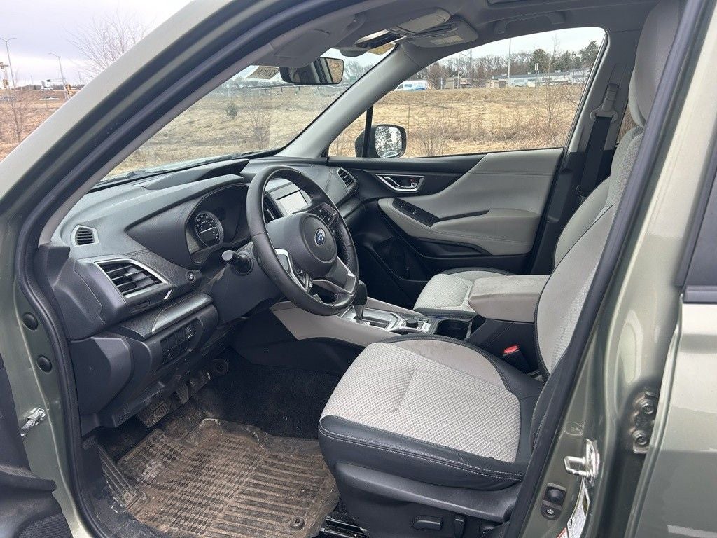 2019 Subaru Forester Premium W/Heated Seats