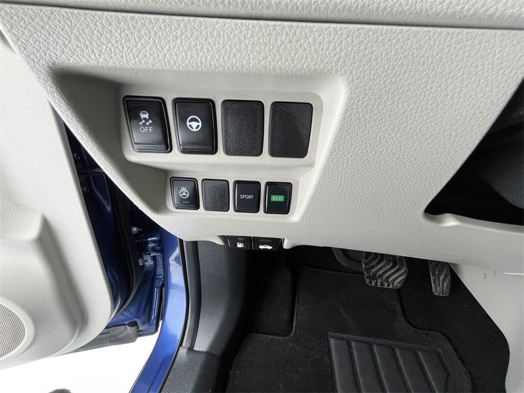 2022 Nissan Rogue Sport SL