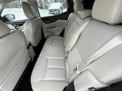 2022 Nissan Rogue Sport SL