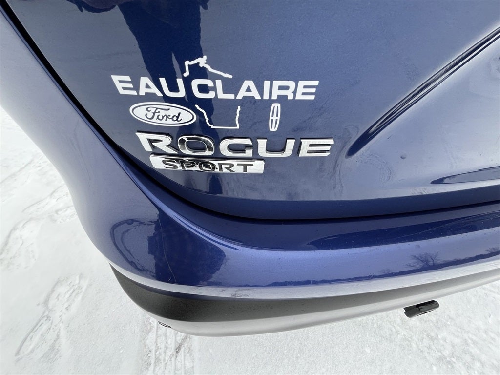 2022 Nissan Rogue Sport SL