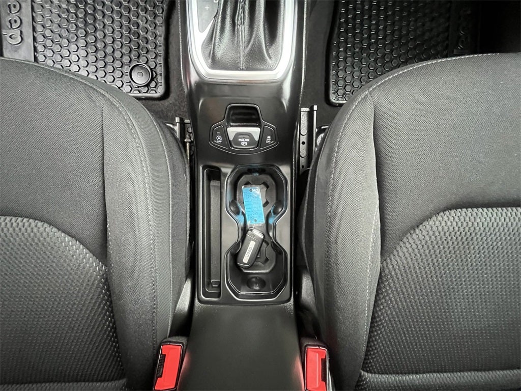 2023 Jeep Renegade Latitude W/Premium Group