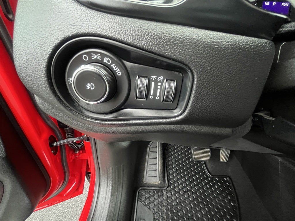 2023 Jeep Renegade Latitude W/Premium Group