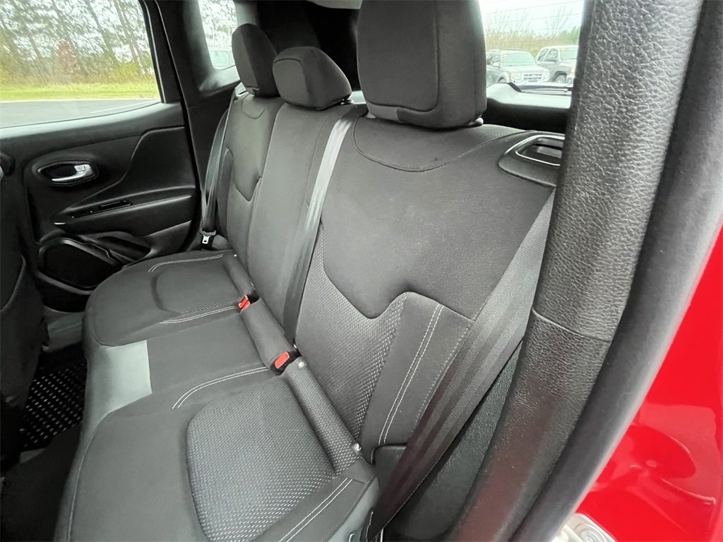 2023 Jeep Renegade Latitude W/Premium Group