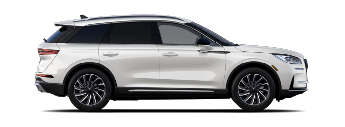 The passenger side of a Lincoln Corsair® SUV is shown in Pristine White. | Eau Claire Lincoln in Eau Claire WI